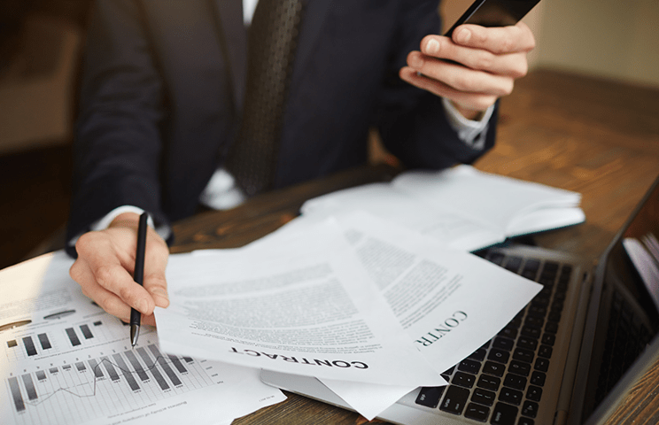 Six decades of corporate disclosure: a bibliometric review